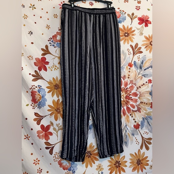 Nwot Jessica Simpson XXL Cadie Black Beige Cropped Palazzo Festival Casual Pants - Picture 2 of 12